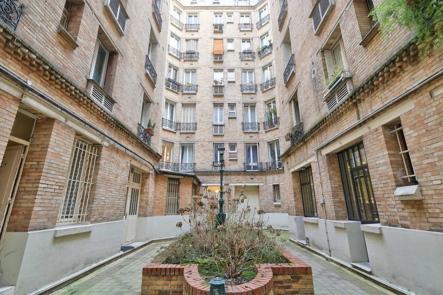 Apartment Ferienwohnung Guestready - Cosy Nest In Batignolles Paris